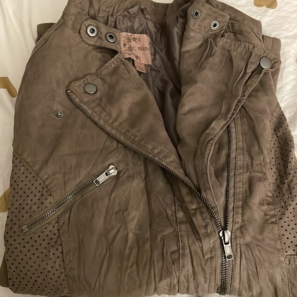 Forever 21 Taupe Bomber Jacket - Picture 6 of 6